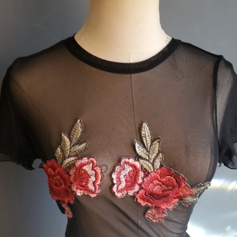Chic Black Sheer Top with Red Floral Design - Picture 4 of 8